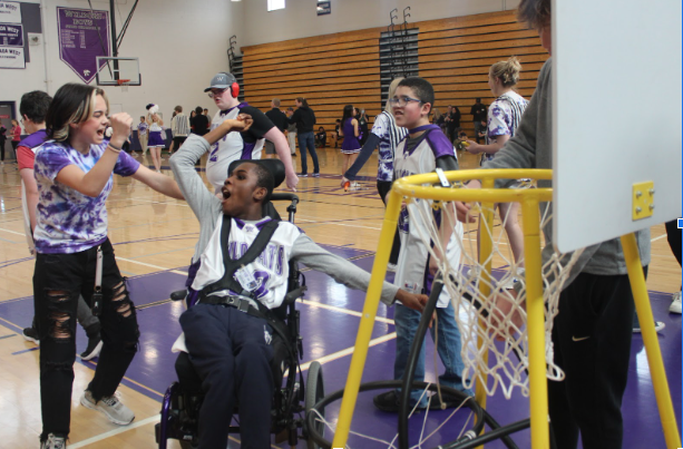 Joy and exuberance filled the gym during Unified Basketball.
Photo by Chloe Rios 